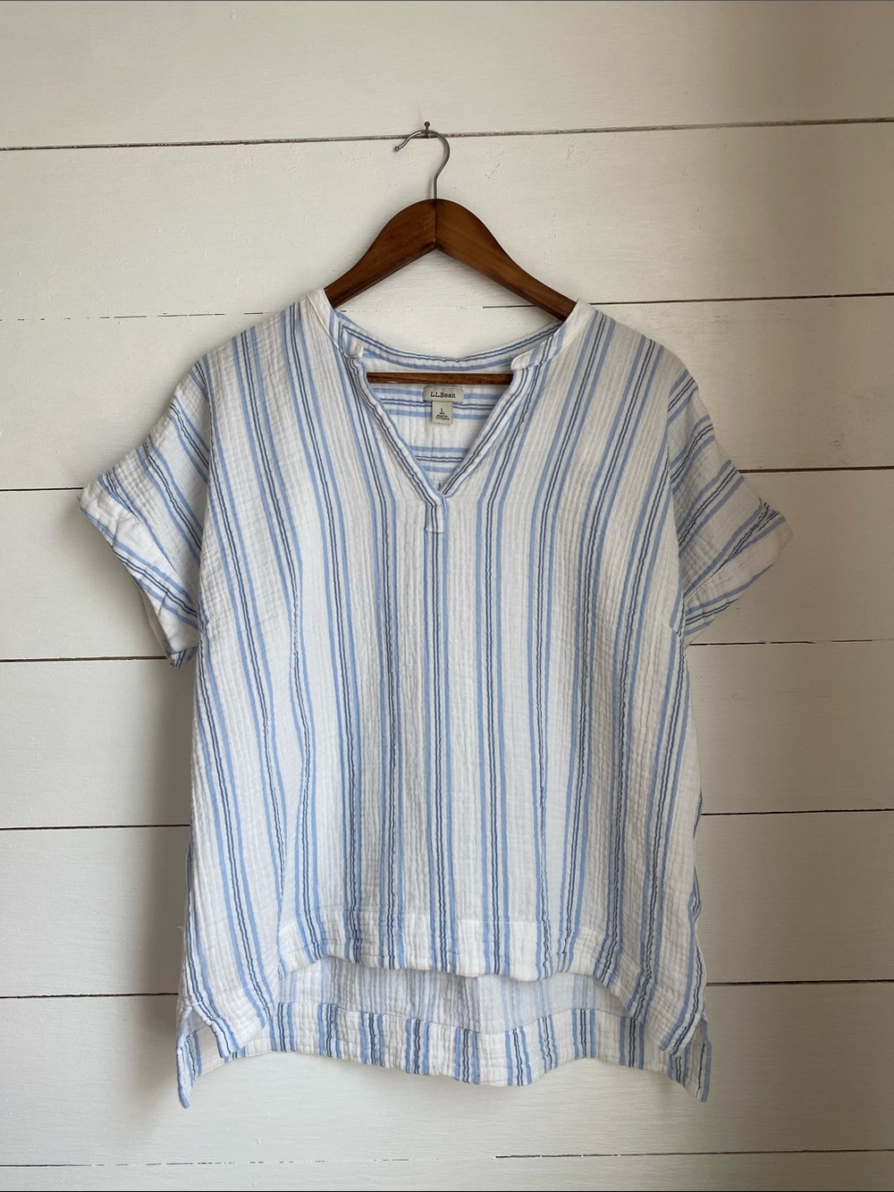 L.L. Bean White and Light Blue Striped Short Sleeve V-Neck Top